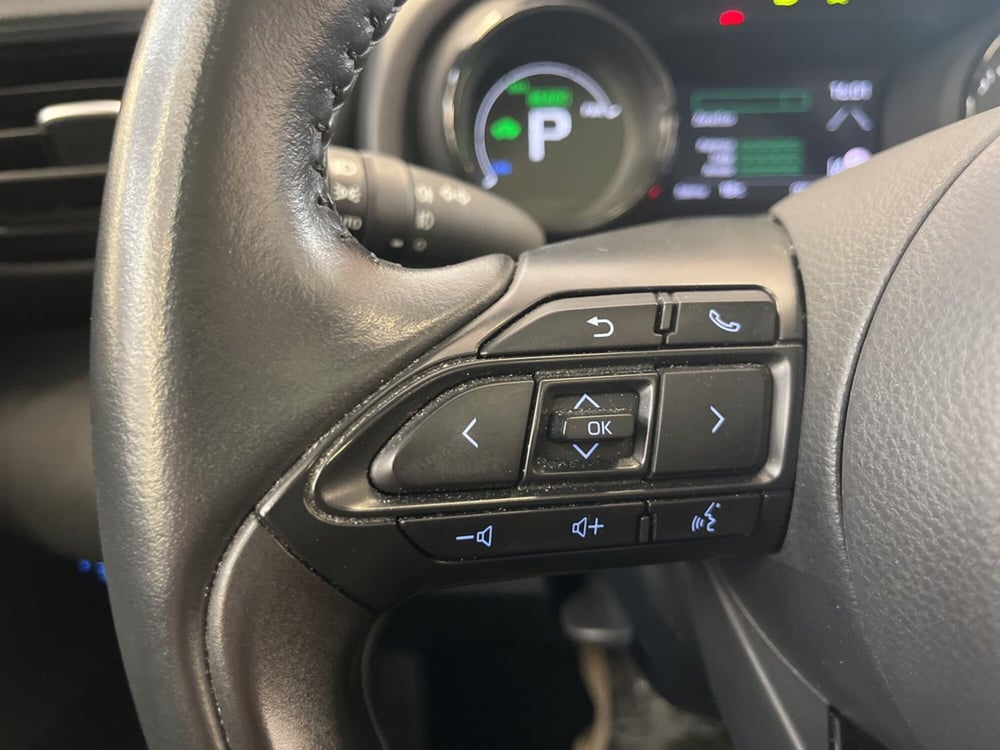 Toyota Yaris usata a Bologna (19)