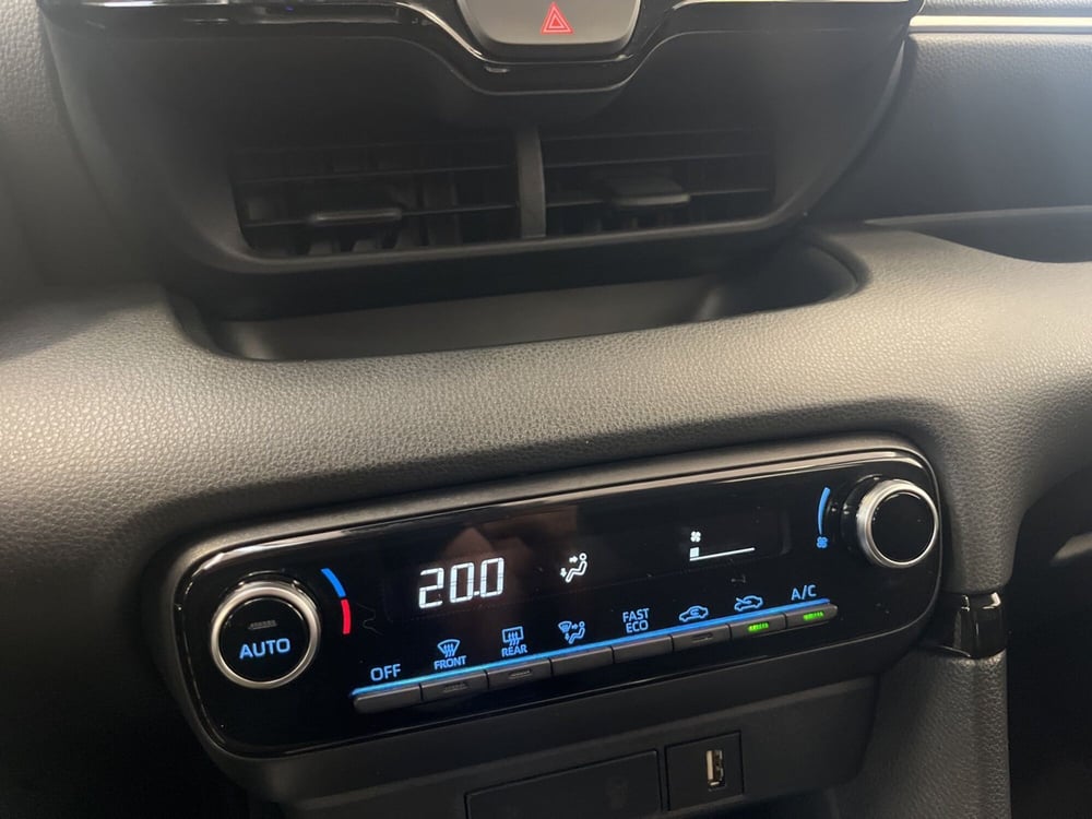 Toyota Yaris usata a Bologna (15)