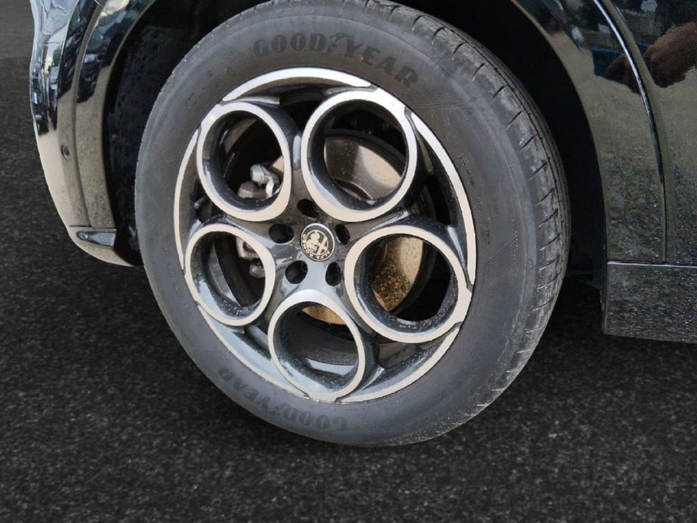Alfa Romeo Tonale usata a Pescara (5)
