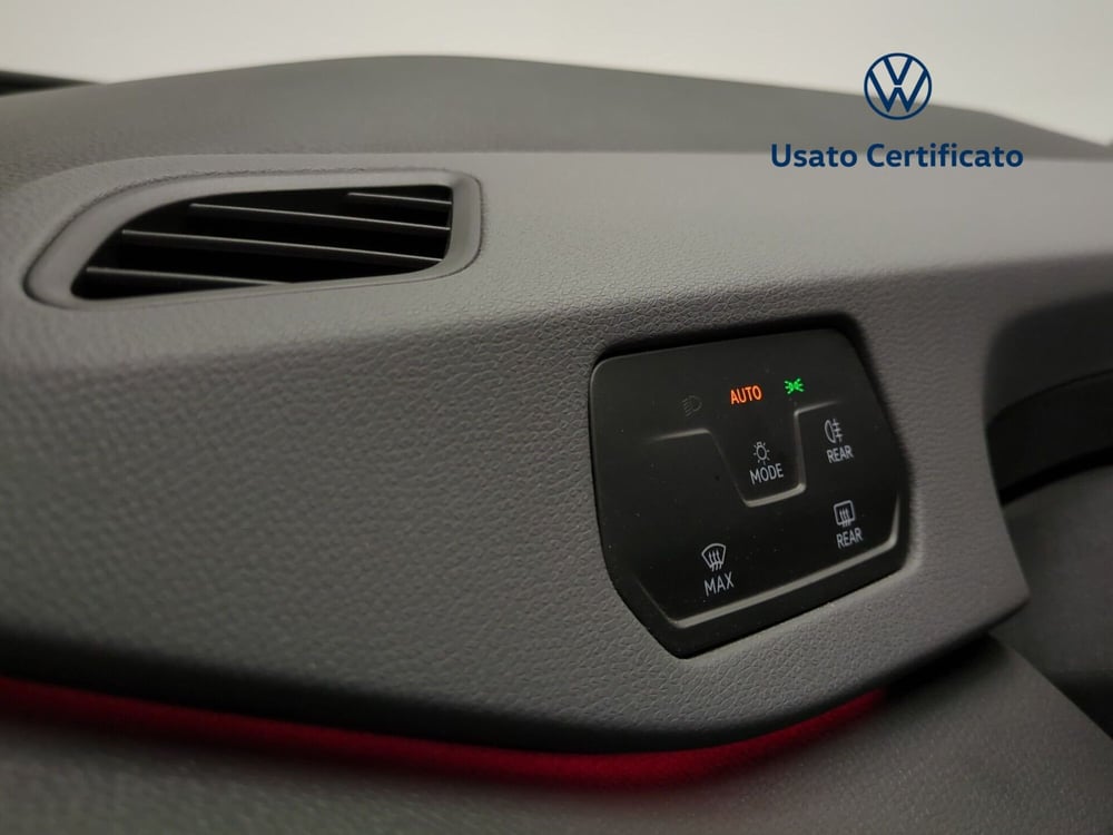 Volkswagen ID.3 usata a Avellino (16)