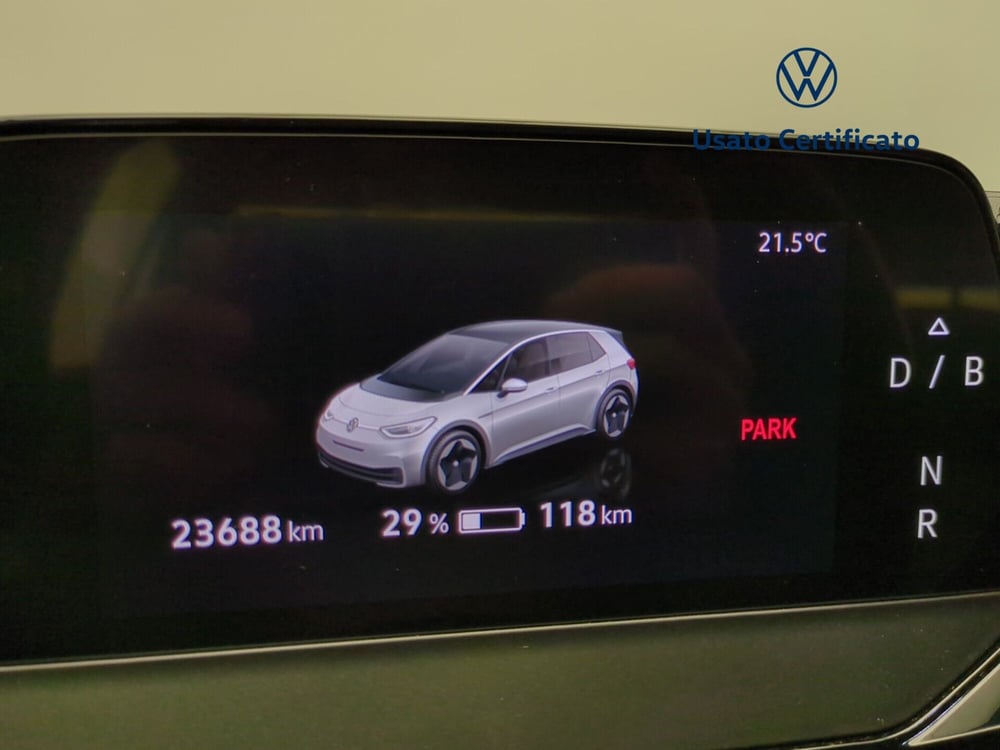 Volkswagen ID.3 usata a Avellino (19)