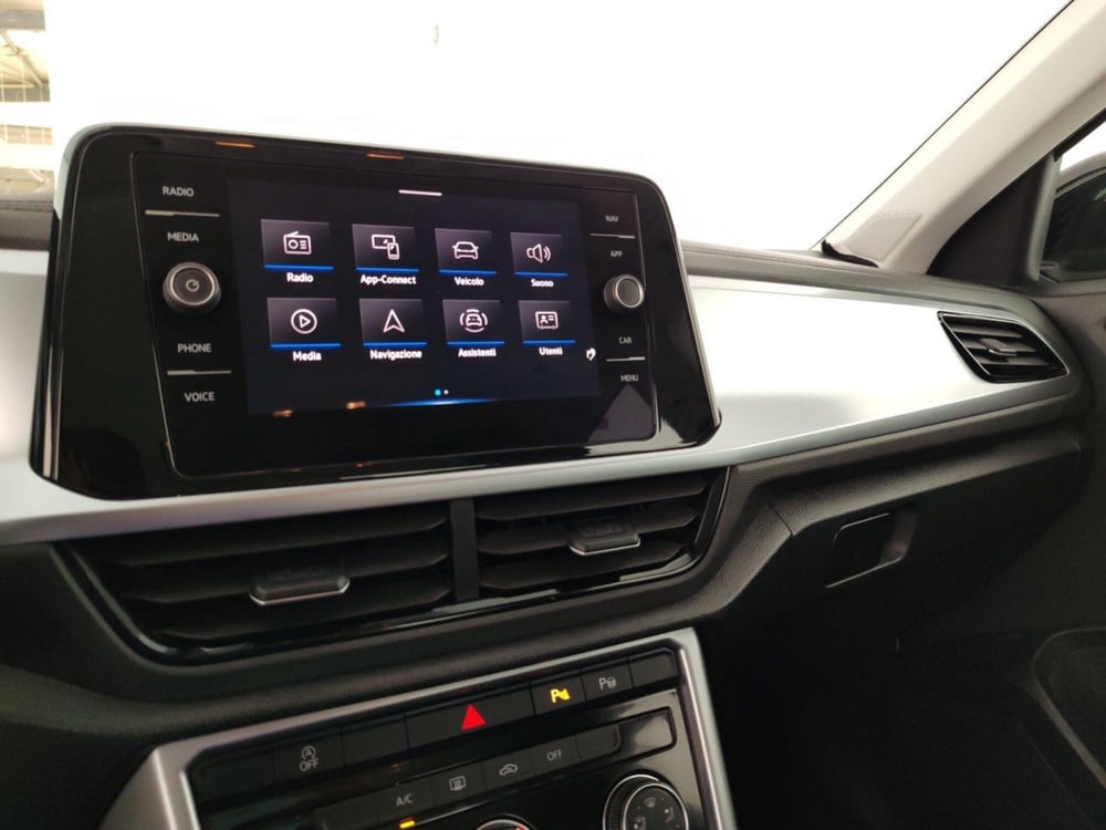 Volkswagen T-Roc usata a Massa-Carrara (15)
