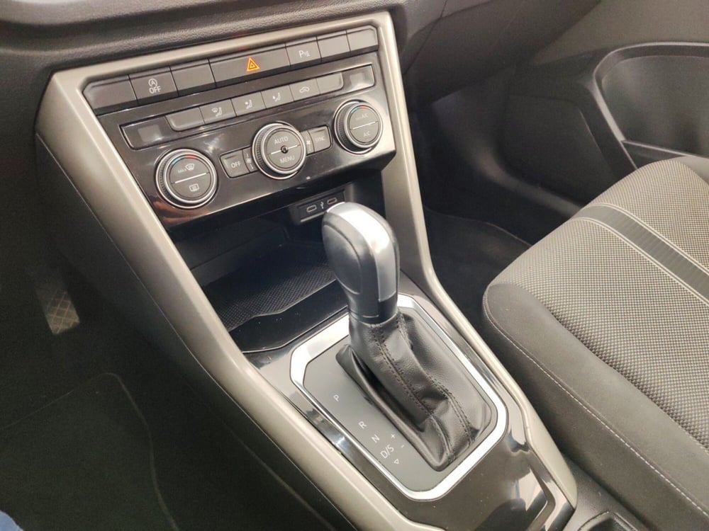 Volkswagen T-Roc usata a Massa-Carrara (11)