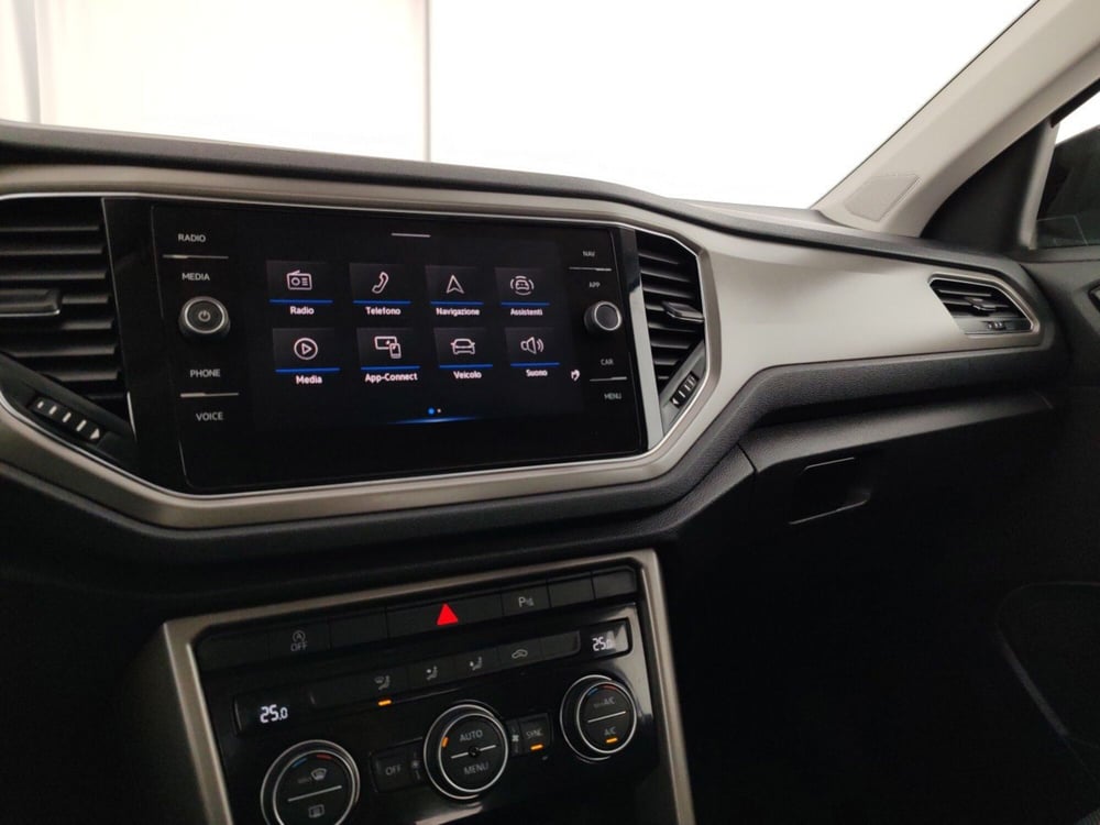 Volkswagen T-Roc usata a Massa-Carrara (12)