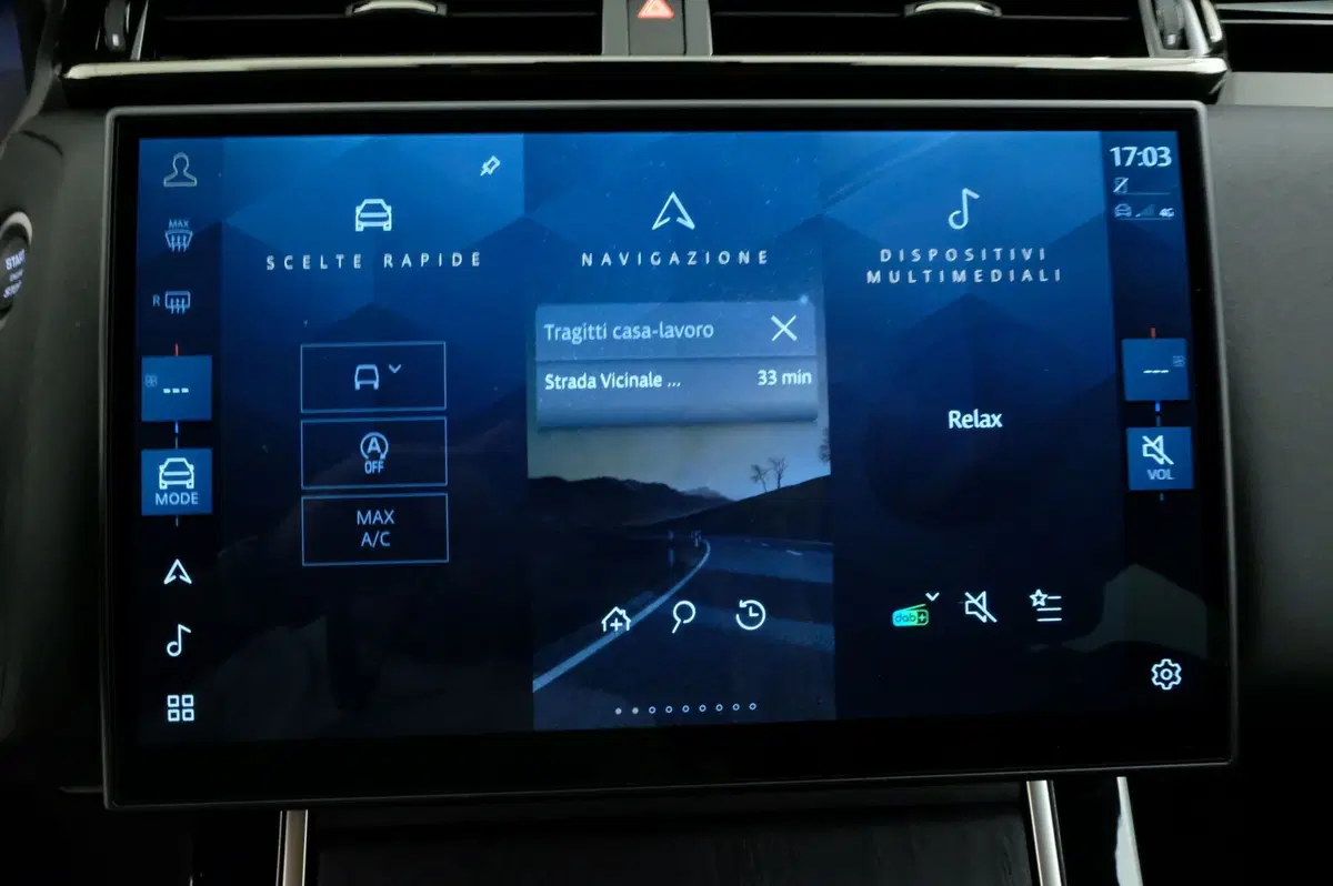 Land Rover Range Rover Velar usata a Mantova (11)