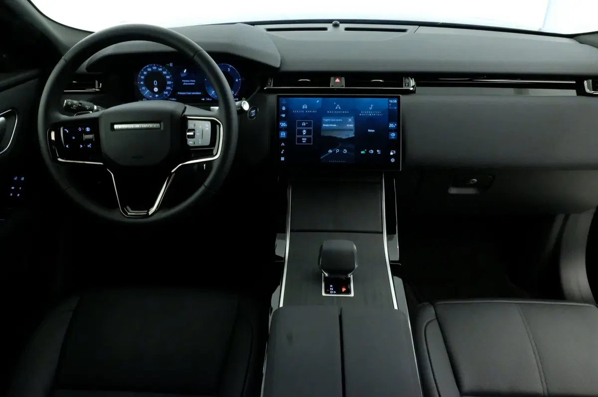Land Rover Range Rover Velar usata a Mantova (4)