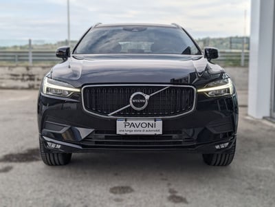 Volvo XC60 B4 (d) AWD Geartronic Momentum Pro del 2021 usata a Pescara