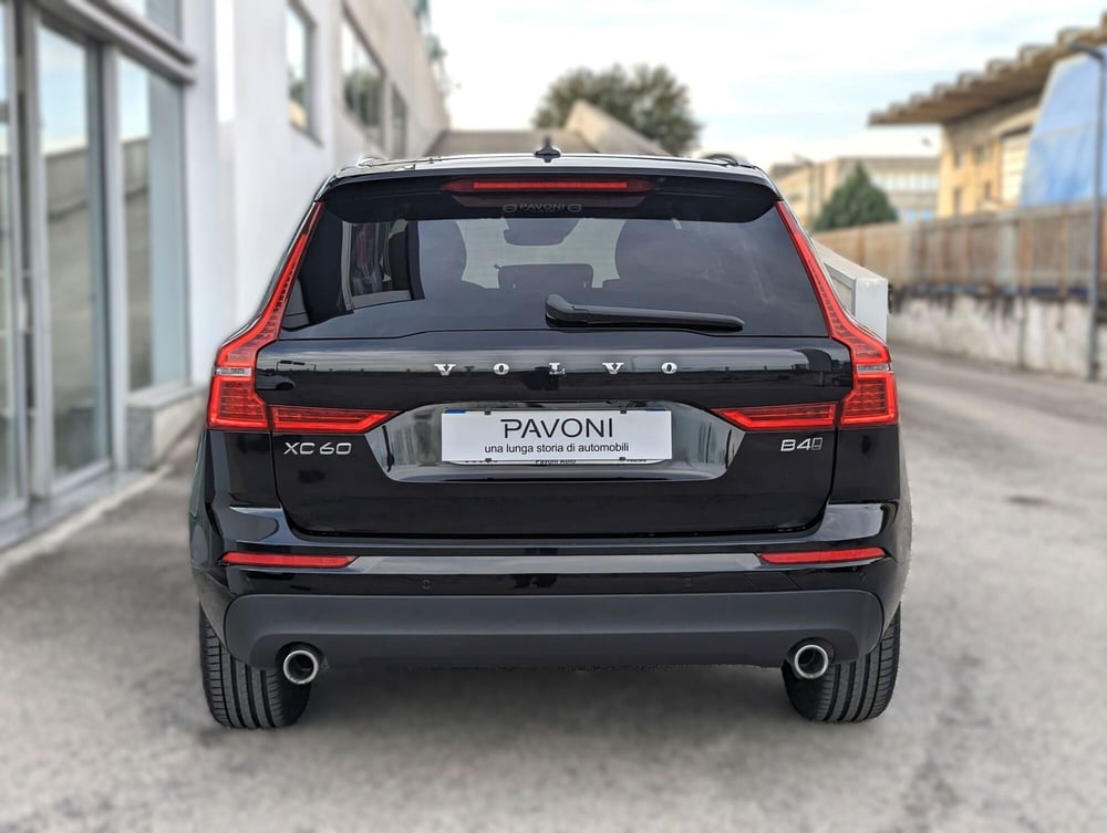 Volvo XC60 usata a Pescara (6)