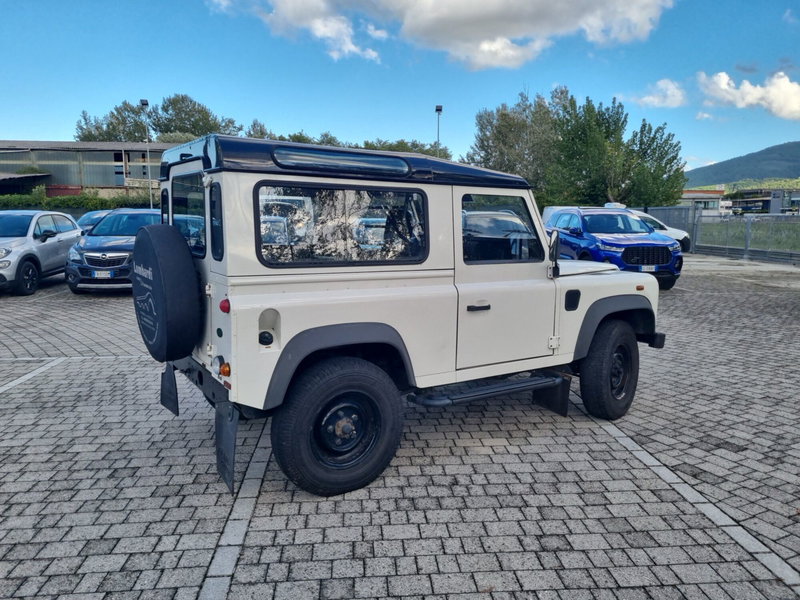Land Rover Defender usata a Lucca (3)