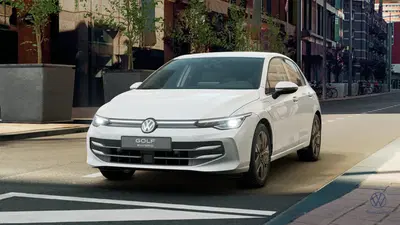 Volkswagen Golf 1.5 tsi ehybrid Style 204cv dsg nuova a Reggio Calabria
