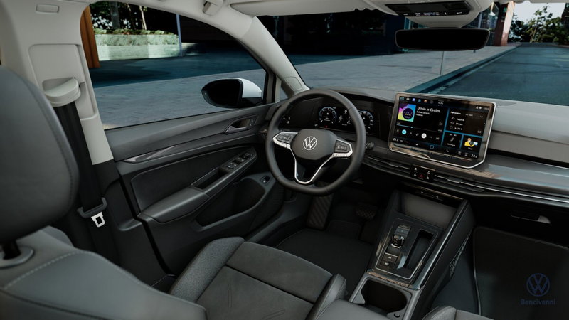 Volkswagen Golf nuova a Reggio Calabria (14)