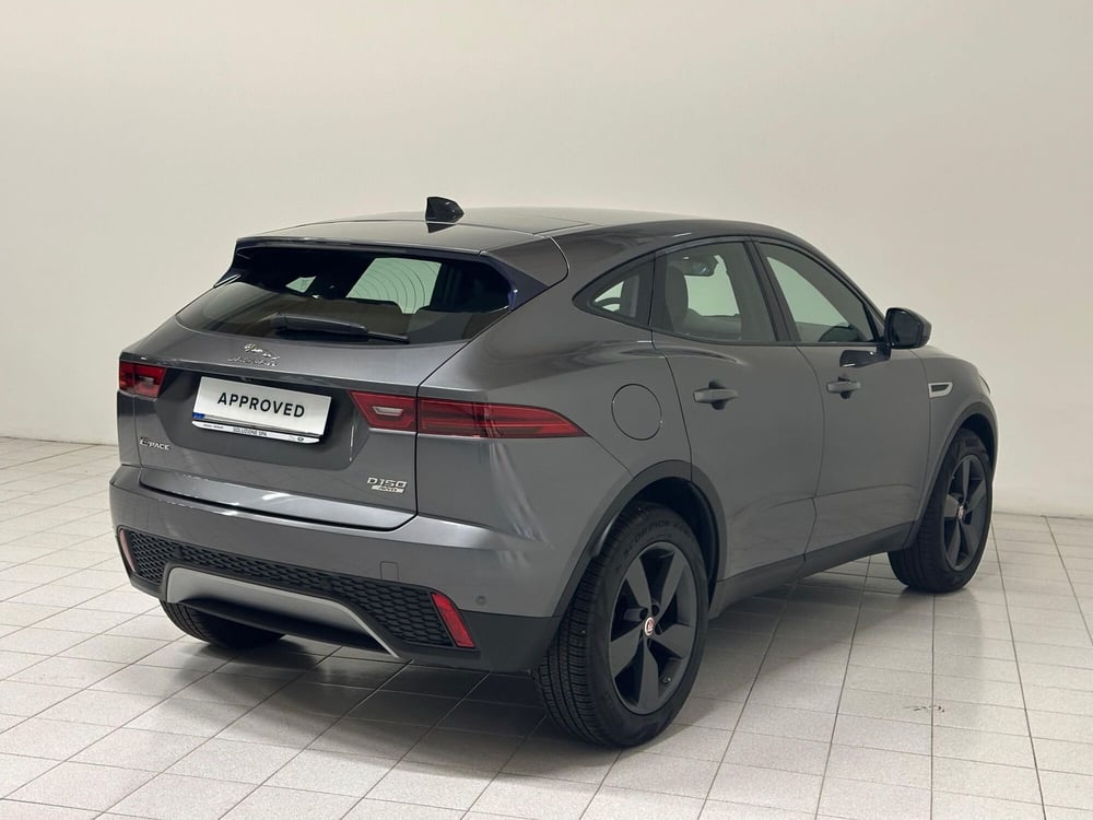Jaguar E-Pace usata a Novara (2)