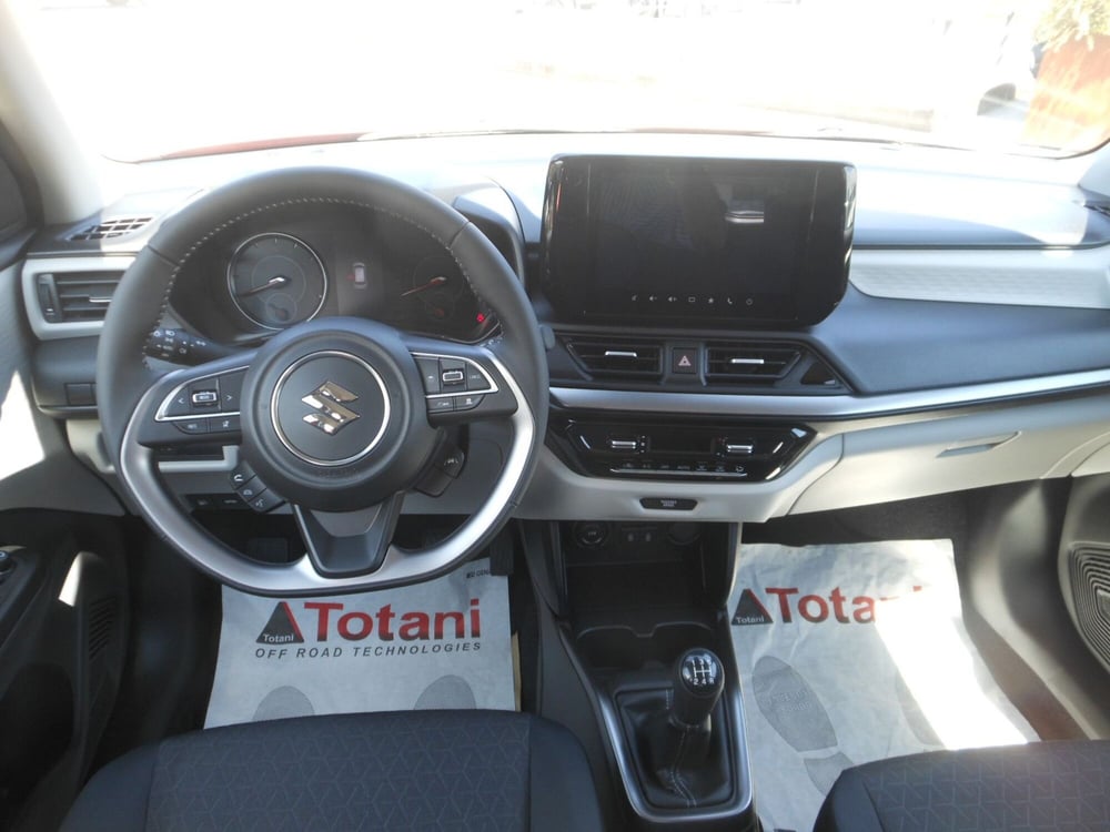 Suzuki Swift nuova a L'Aquila (12)