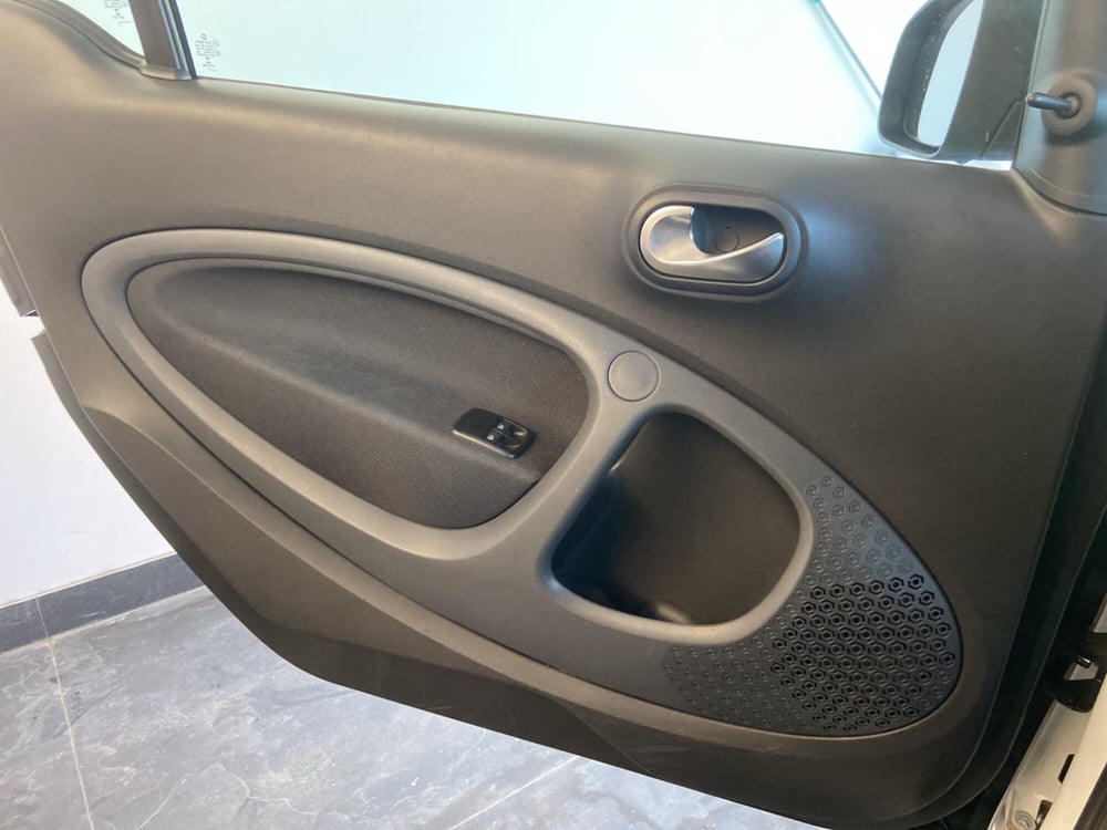 smart Fortwo usata a Roma (18)
