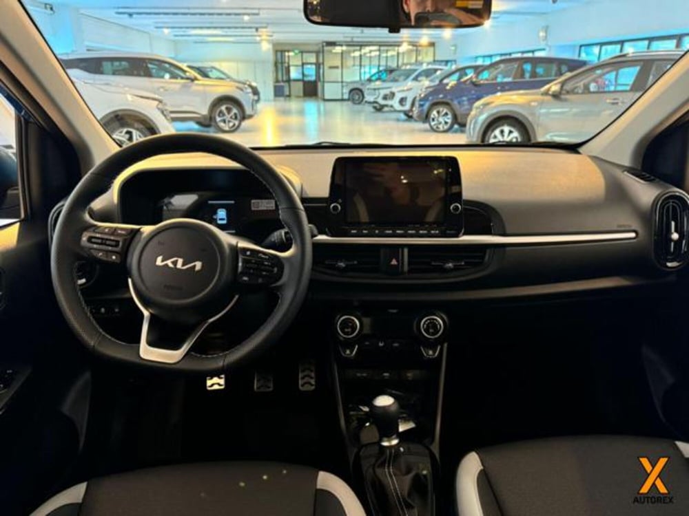 Kia Picanto nuova a Varese (14)