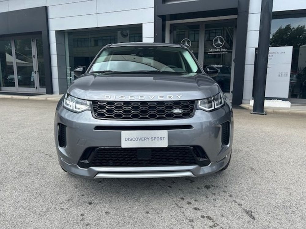 Land Rover Discovery Sport nuova a Potenza (2)