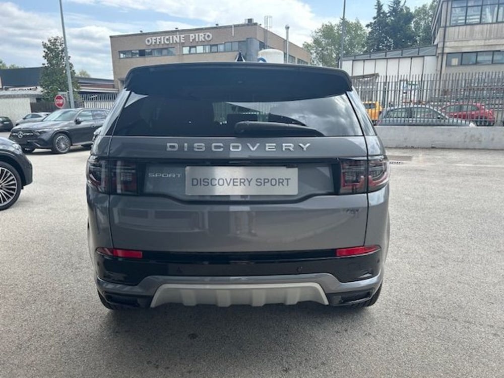Land Rover Discovery Sport nuova a Potenza (5)