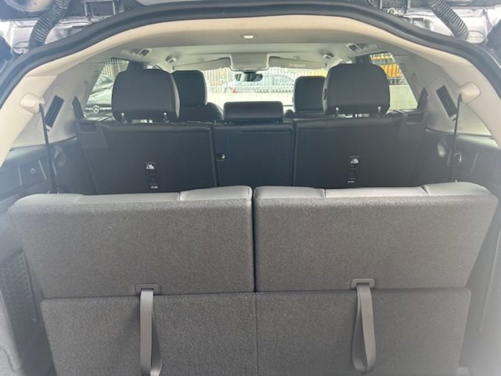 Land Rover Discovery Sport nuova a Potenza (8)