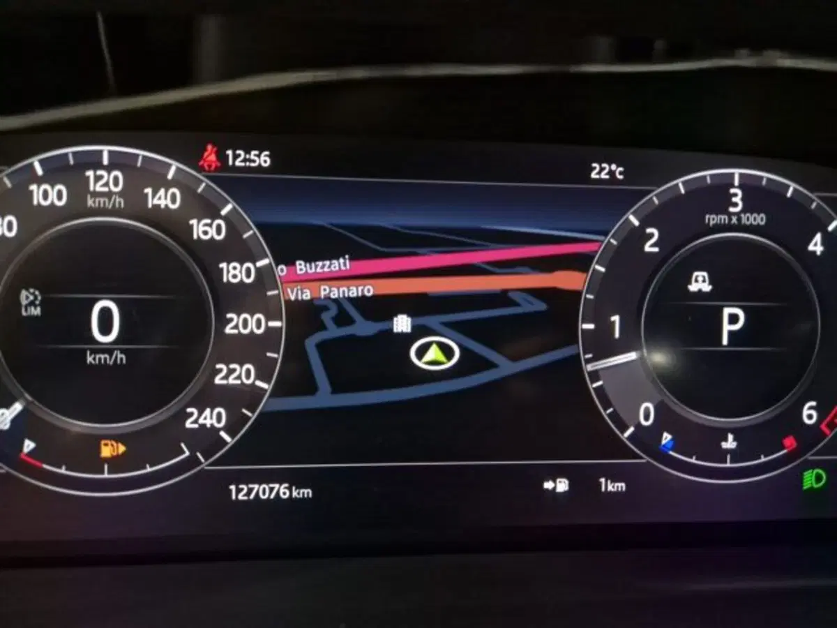 Land Rover Range Rover Sport usata a Livorno (10)