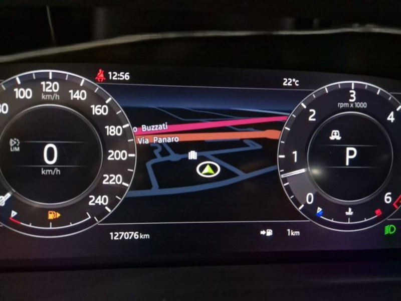 Land Rover Range Rover Sport usata a Livorno (10)