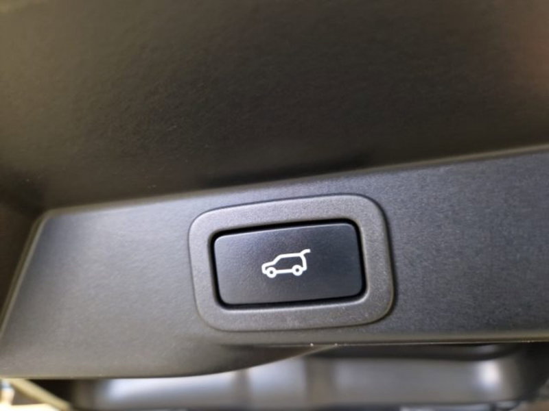 Land Rover Range Rover Sport usata a Livorno (19)