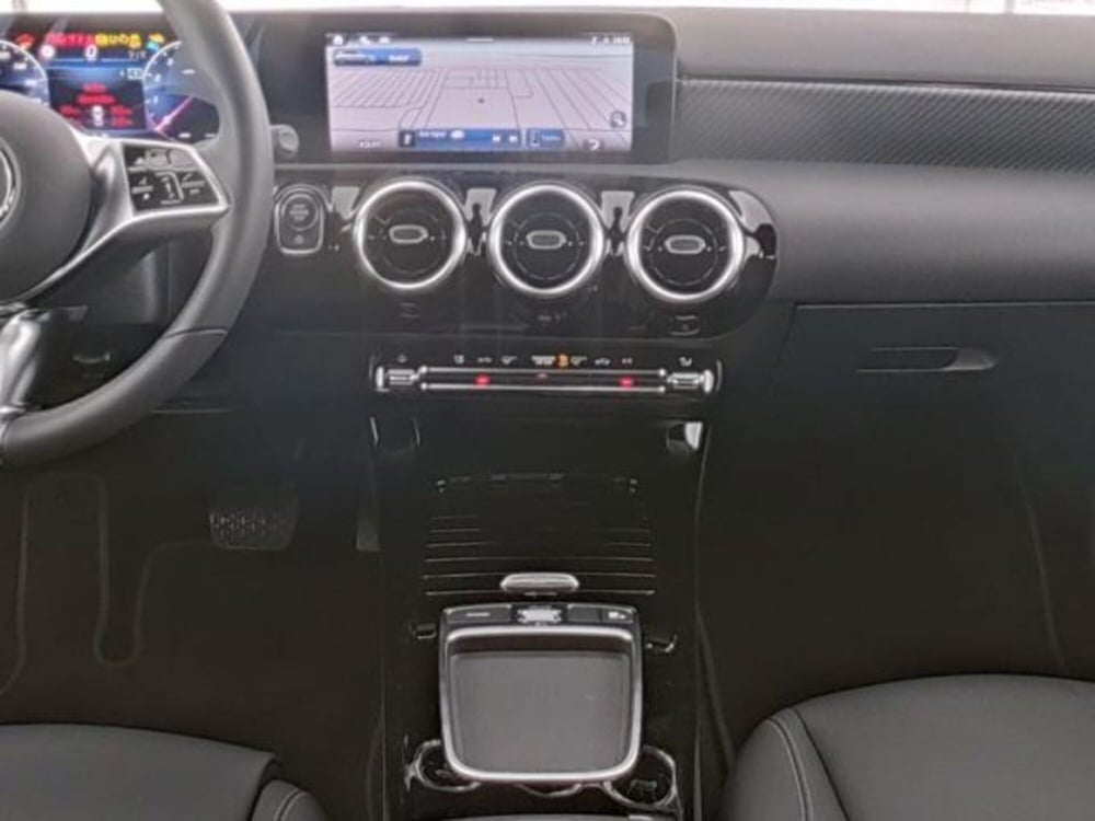 Mercedes-Benz Classe A usata a Milano (5)