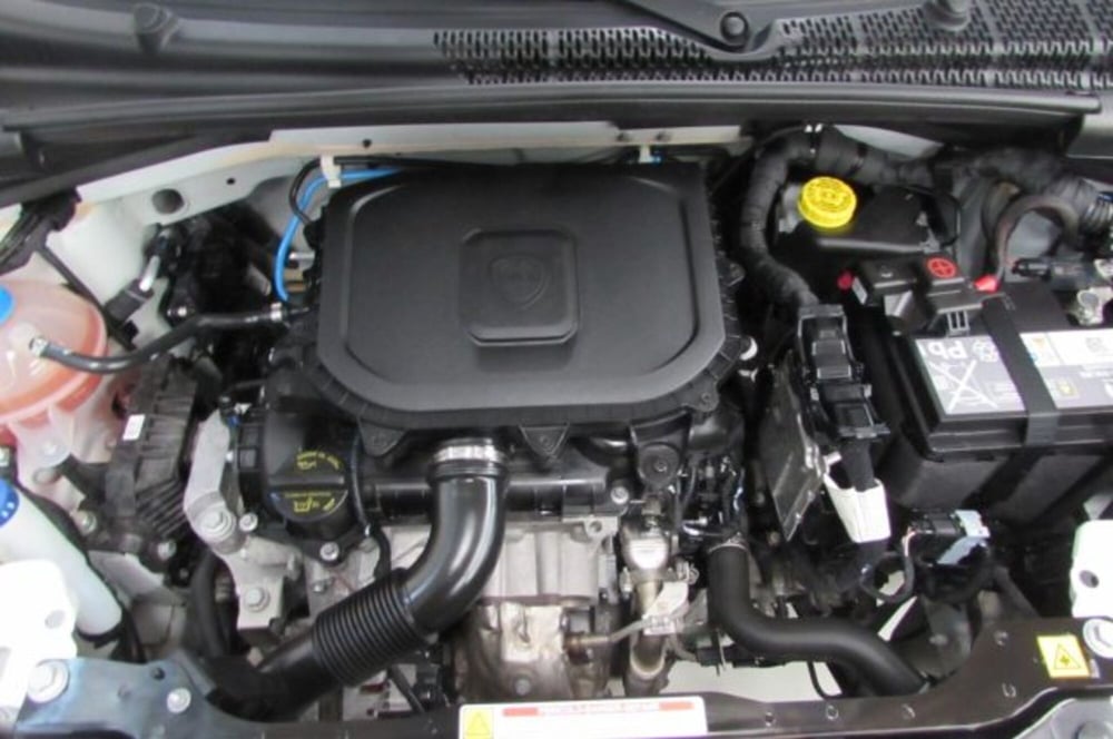 Lancia Ypsilon usata a Milano (17)