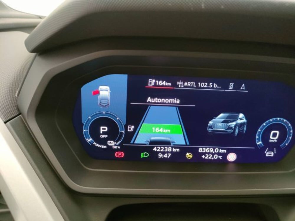 Audi Q4 Sportback usata a Teramo (15)
