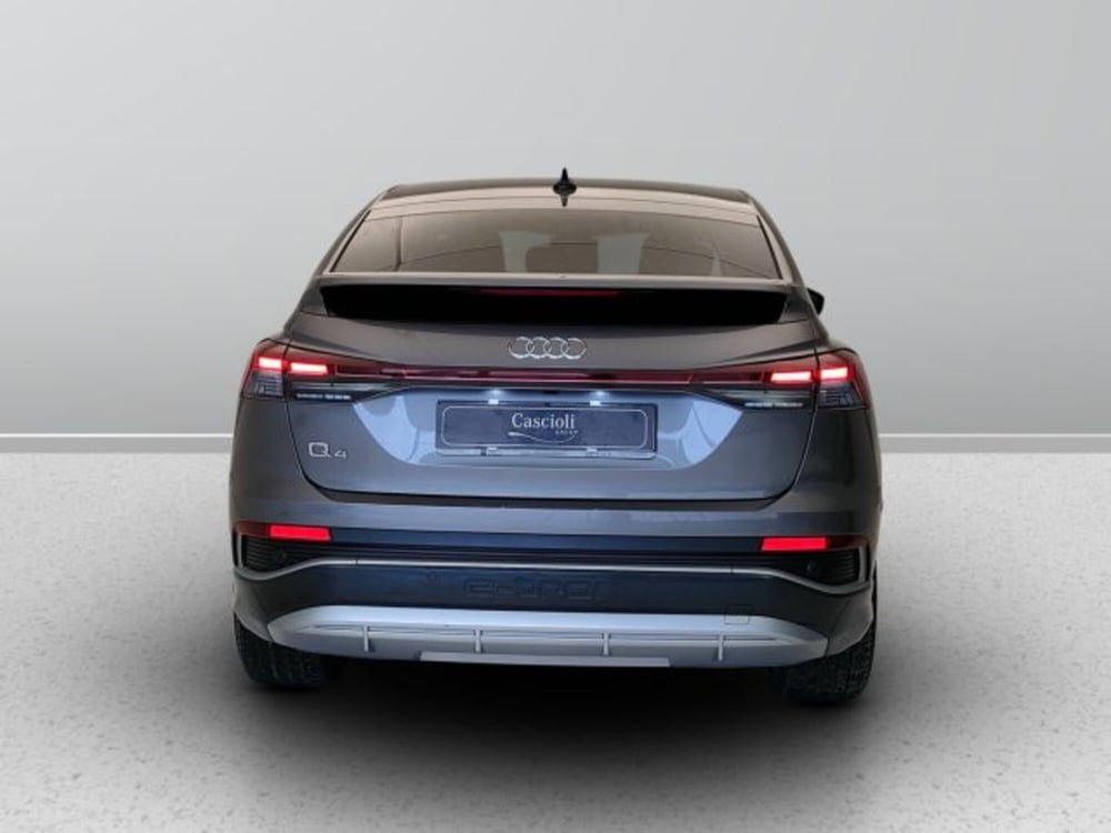 Audi Q4 Sportback usata a Teramo (4)