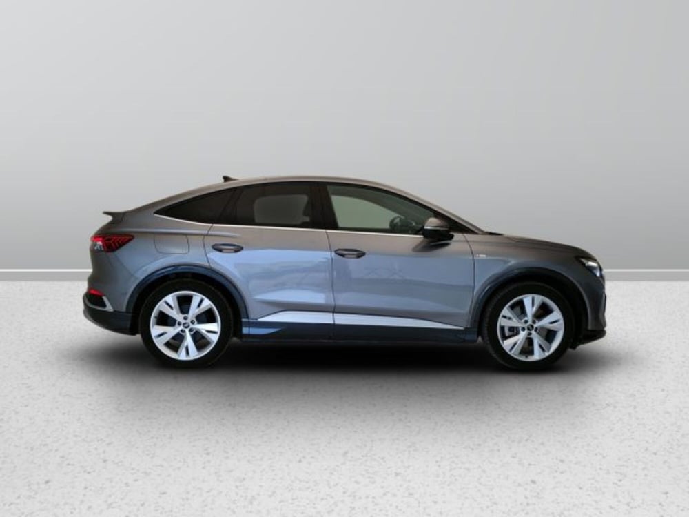 Audi Q4 Sportback usata a Teramo (7)