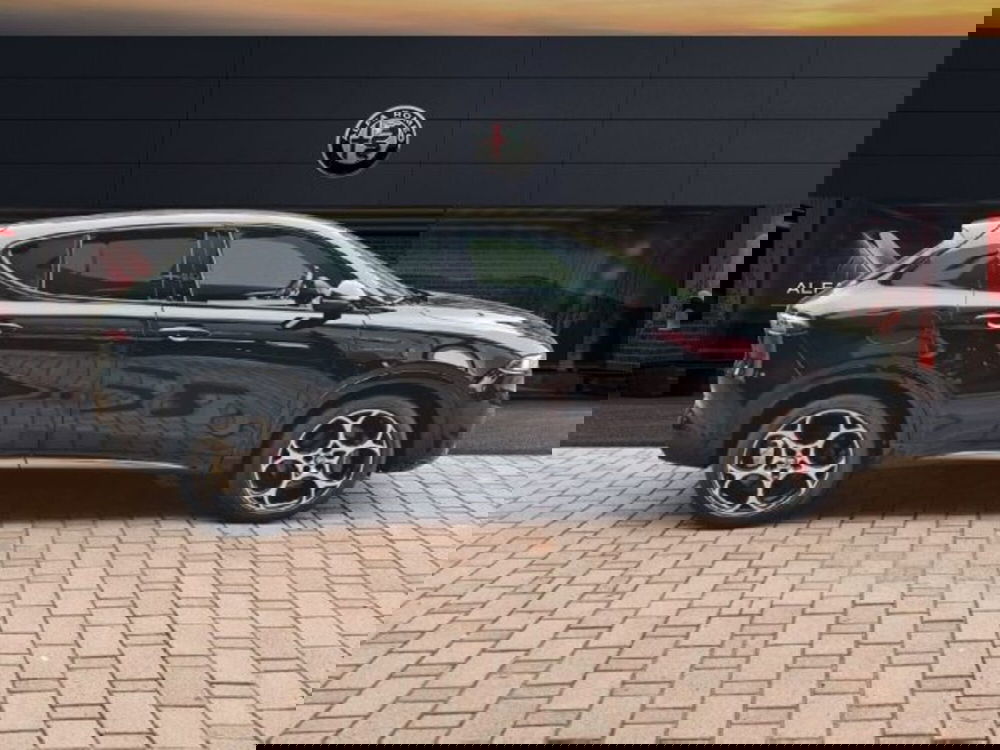 Alfa Romeo Tonale nuova a Monza e Brianza (4)