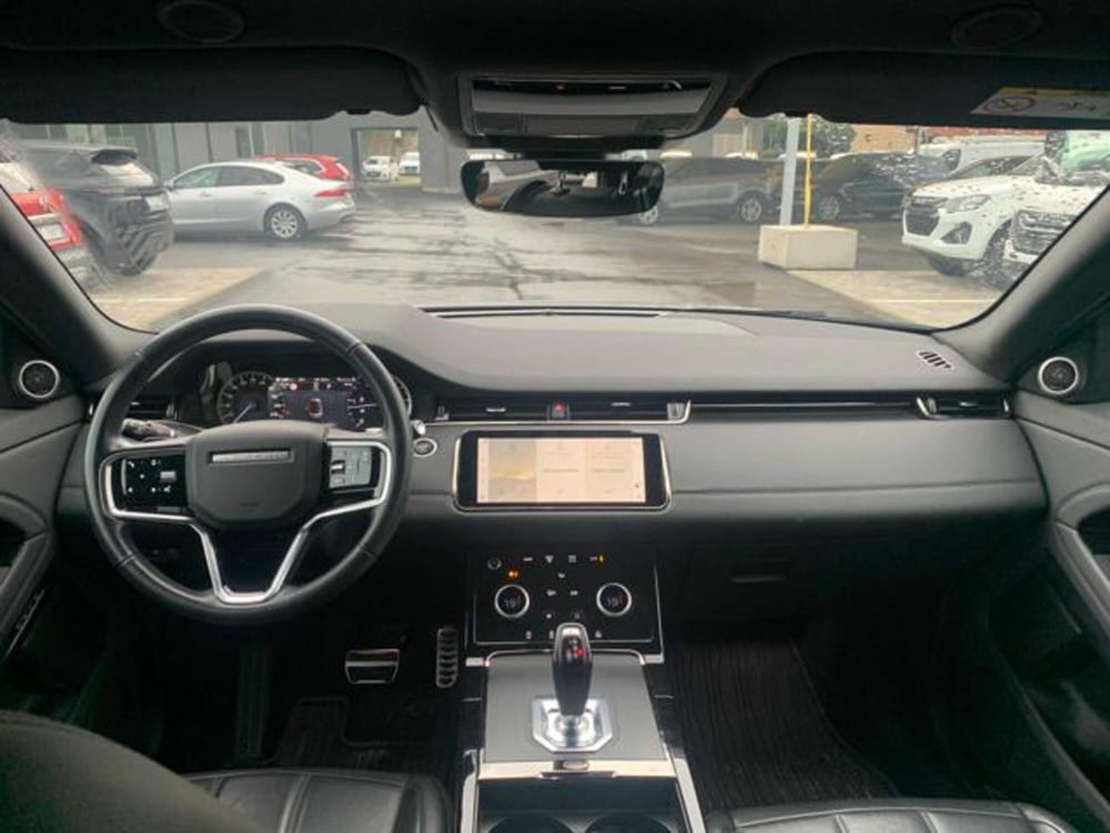 Land Rover Range Rover Evoque usata a Lucca (12)