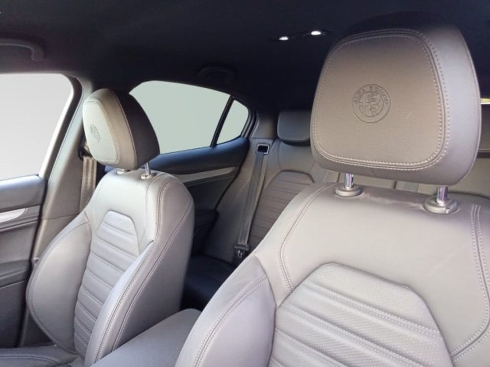 Alfa Romeo Stelvio usata a Frosinone (12)