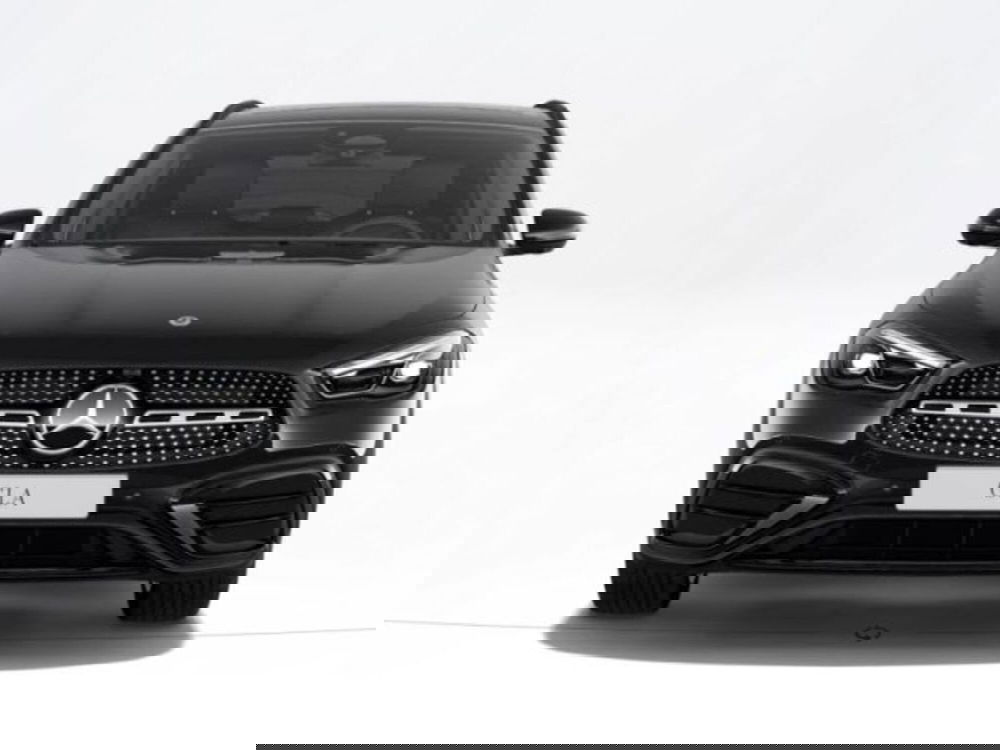 Mercedes-Benz GLA SUV nuova a Verona (3)