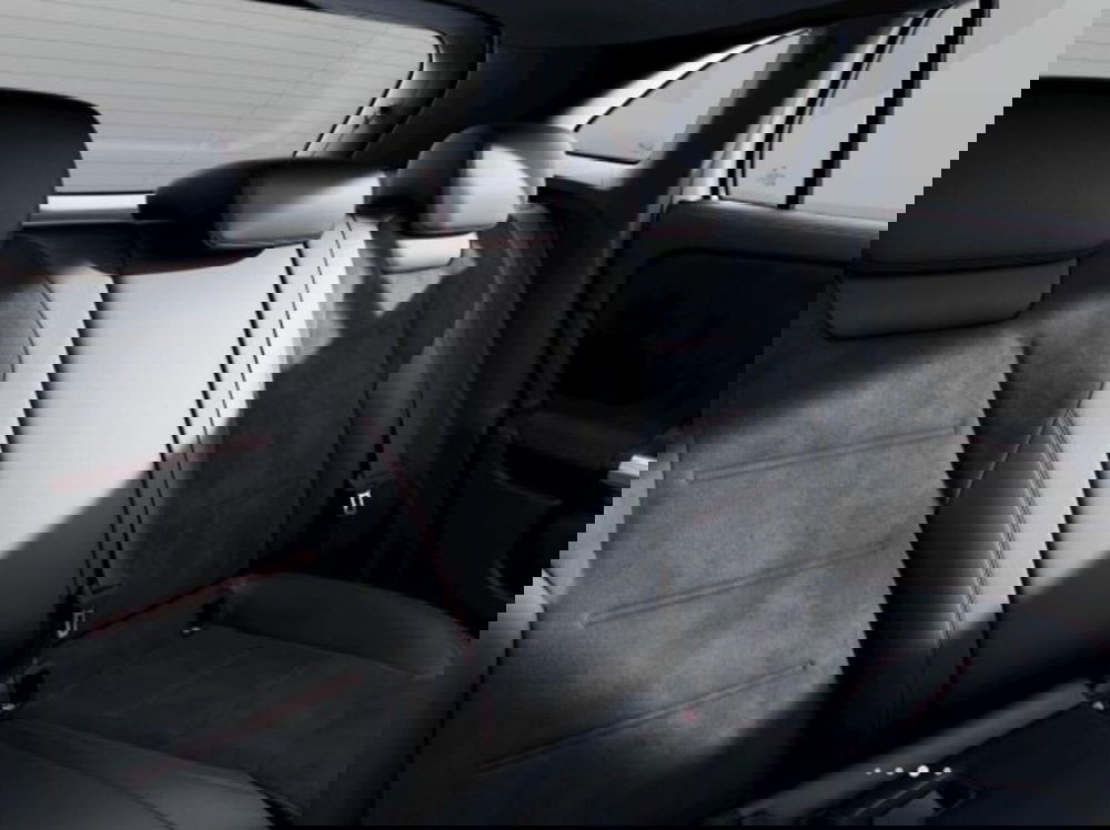 Mercedes-Benz GLA SUV nuova a Verona (6)