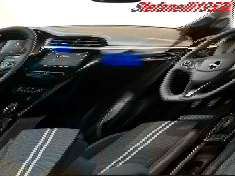 Opel Corsa nuova a Bologna (13)