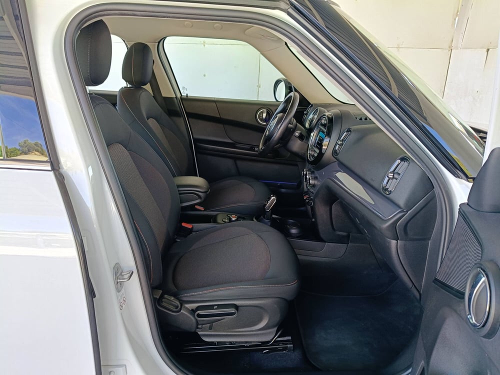 MINI Mini Countryman usata a Ascoli Piceno (11)