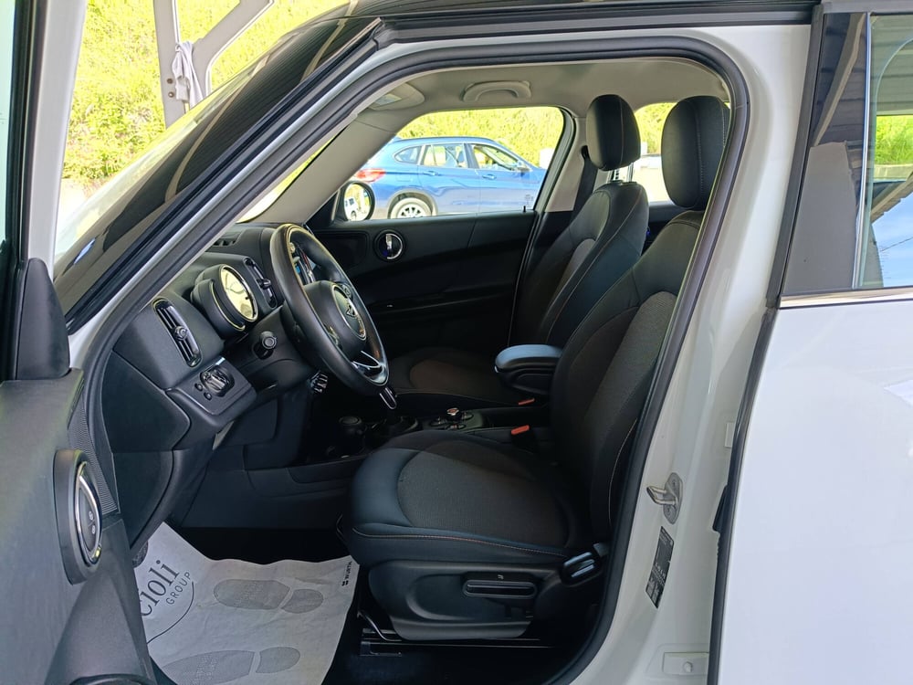 MINI Mini Countryman usata a Ascoli Piceno (8)