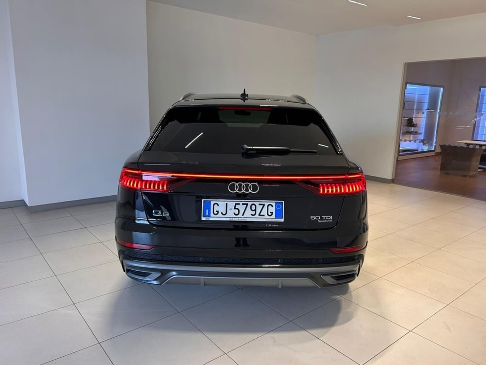 Audi Q8 usata a Napoli (7)