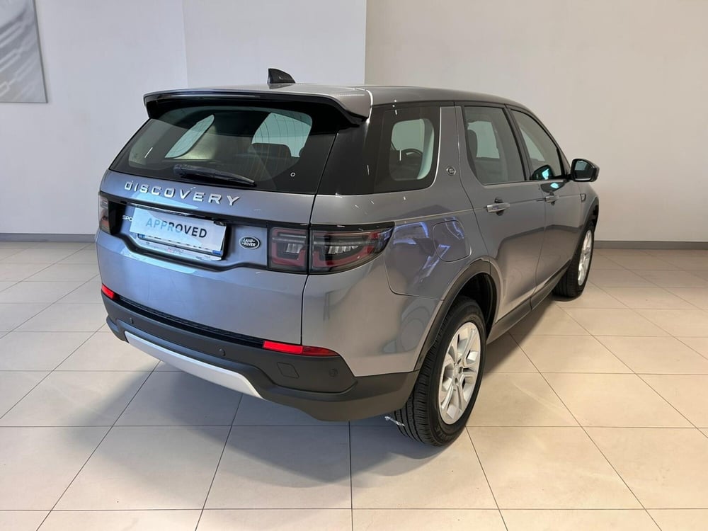 Land Rover Discovery Sport usata a Napoli (2)