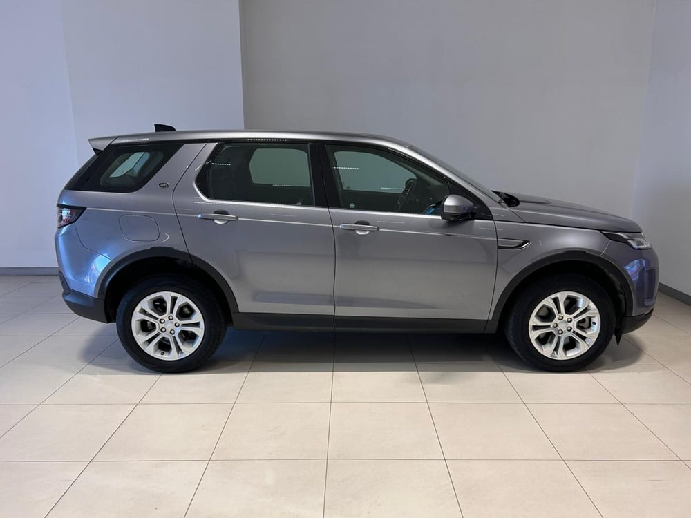 Land Rover Discovery Sport usata a Napoli (8)