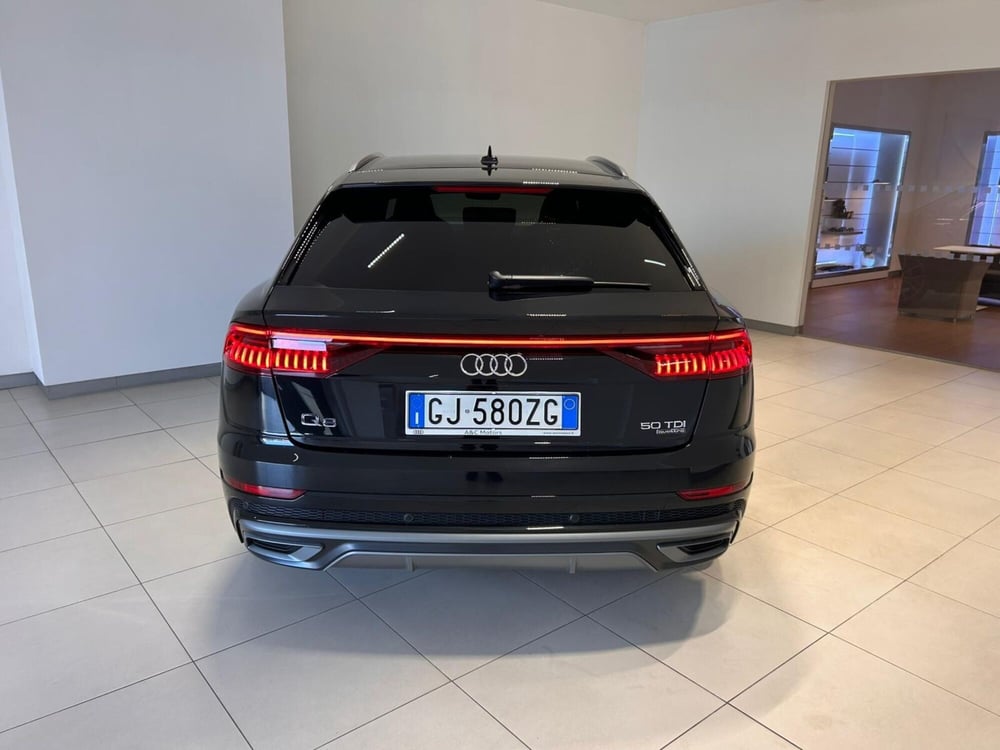 Audi Q8 usata a Napoli (7)