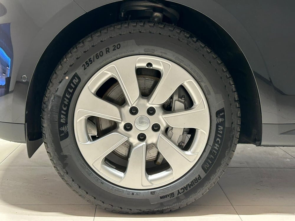 Land Rover Range Rover Sport nuova a Napoli (9)