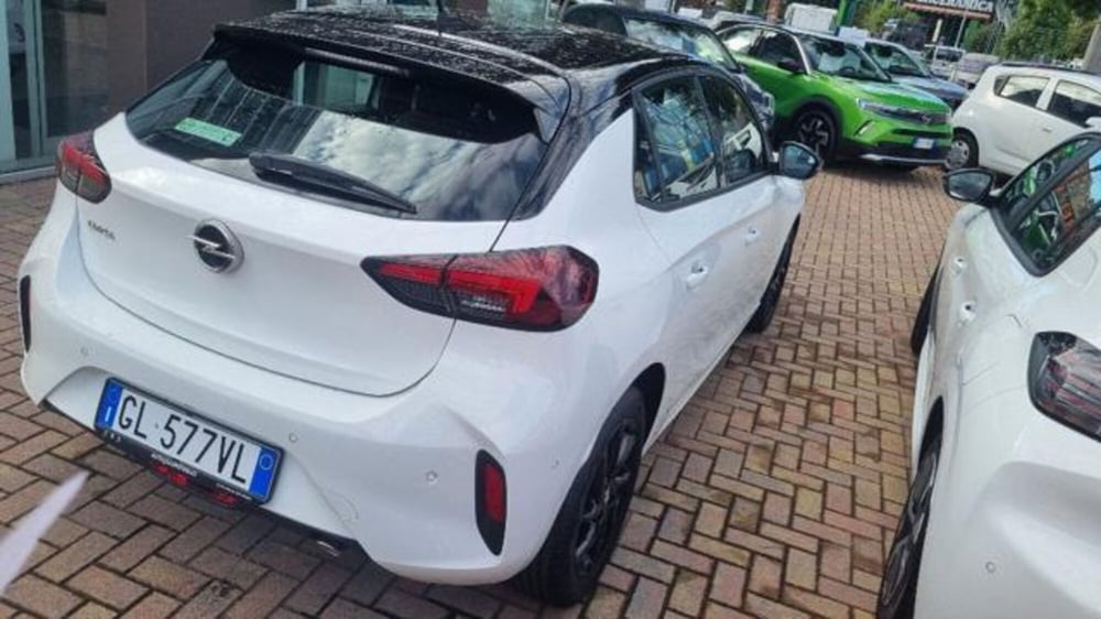 Opel Corsa nuova a Savona (19)