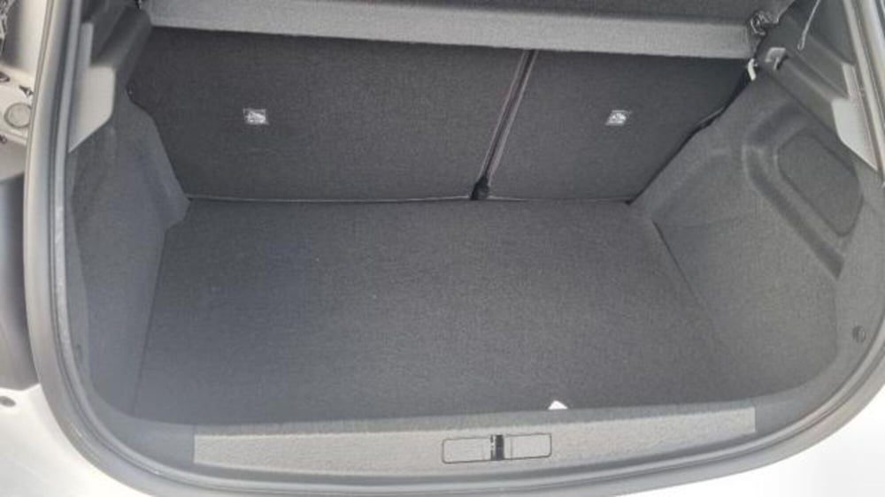 Opel Corsa nuova a Savona (20)