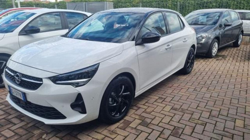 Opel Corsa nuova a Savona (5)