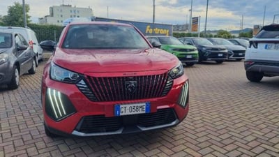 Peugeot 2008 PureTech 100 S&amp;S Allure del 2024 usata a Savona