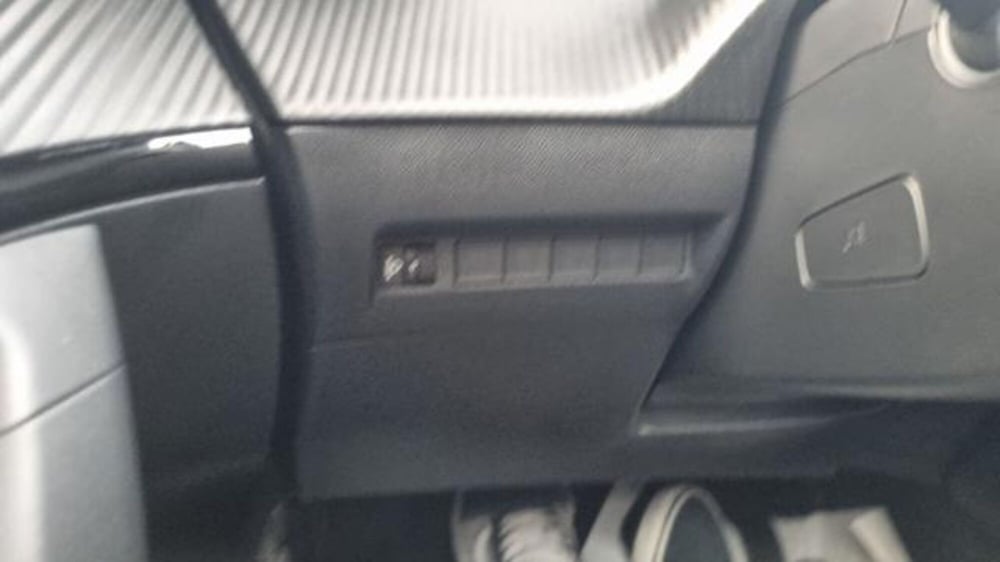 Peugeot 2008 usata a Savona (10)