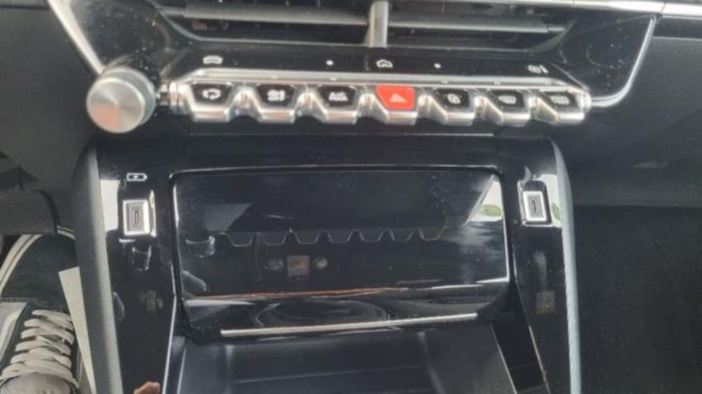 Peugeot 2008 usata a Savona (7)
