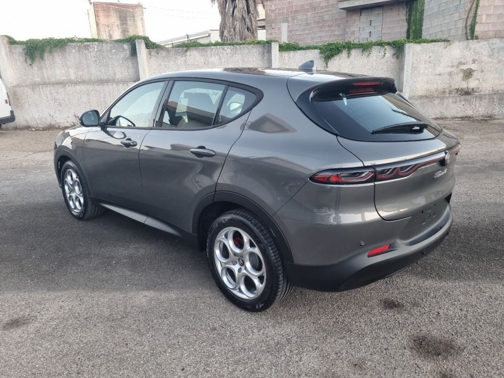 Alfa Romeo Tonale nuova a Lecce (3)